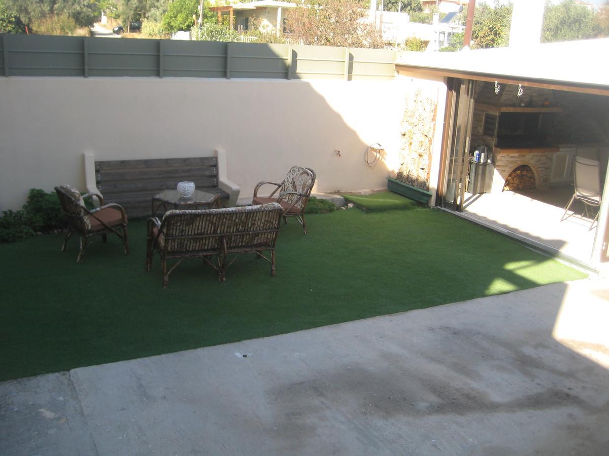 Rea'S Guest House Artemida  Dış mekan fotoğraf